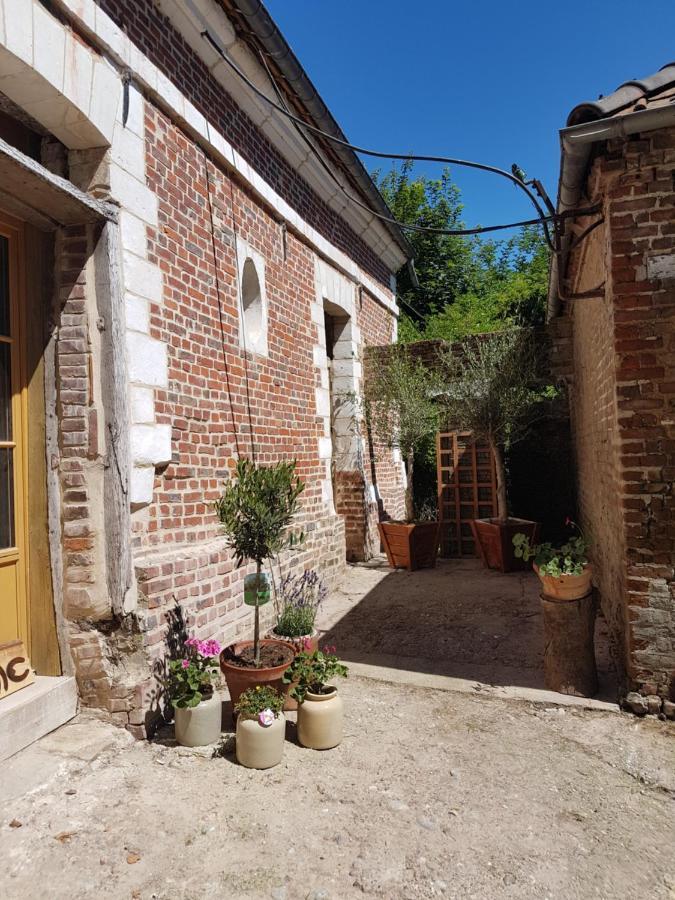 La Tilia Bed and Breakfast Saint-Riquier Exteriör bild